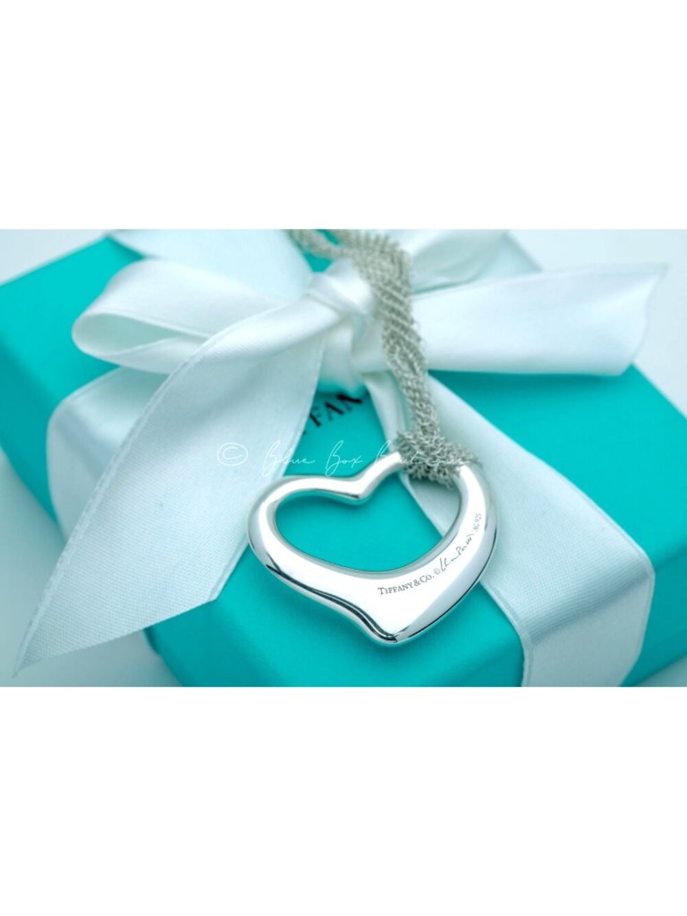 Tiffany & Co. Necklace Large Open Heart Mesh Pendant 36mm in Silver Retail $1900